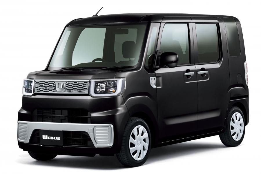  Daihatsu Wake 2014 года  (фото 6 из 12)